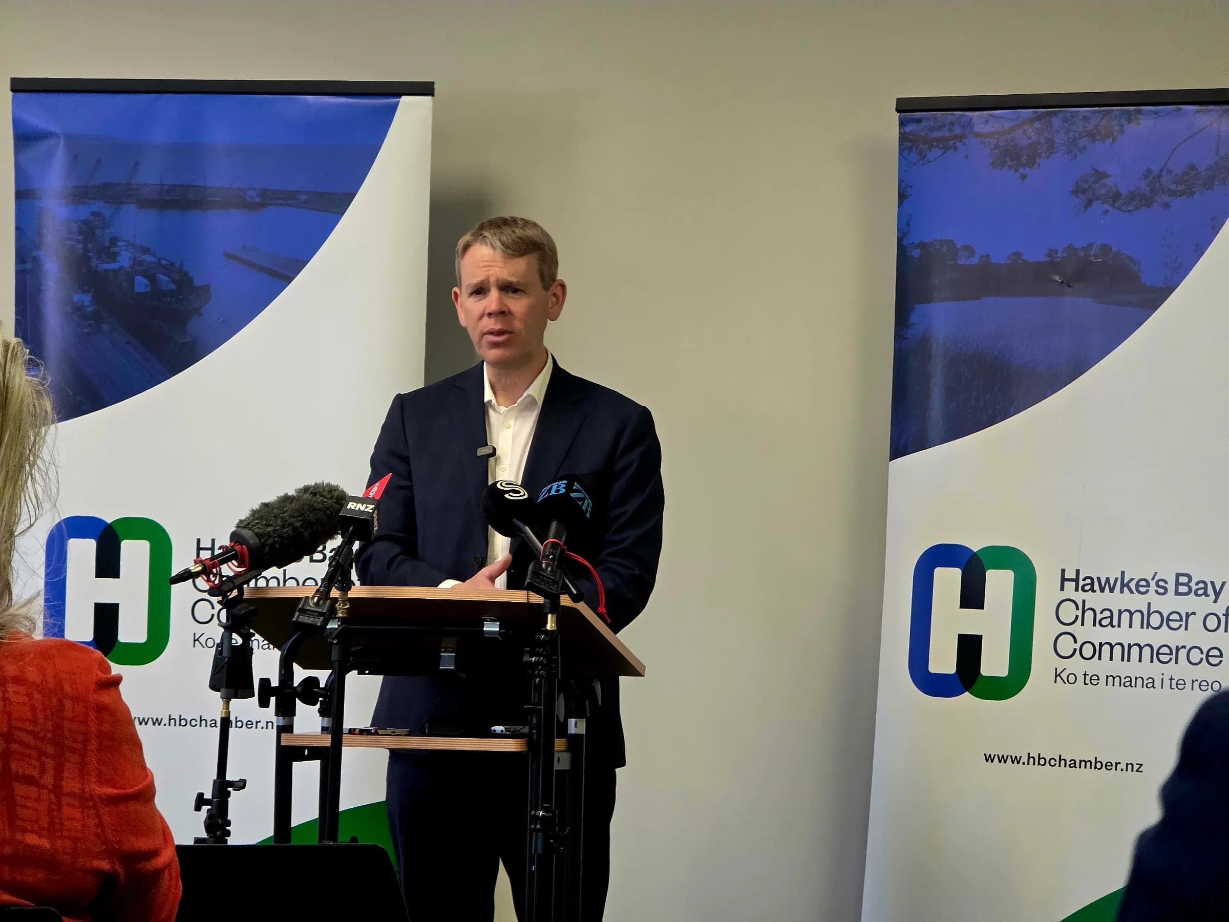 Labour Leader Chris Hipkins speaks to a crowd at the Hawke's Bay Chamber of Commerce.